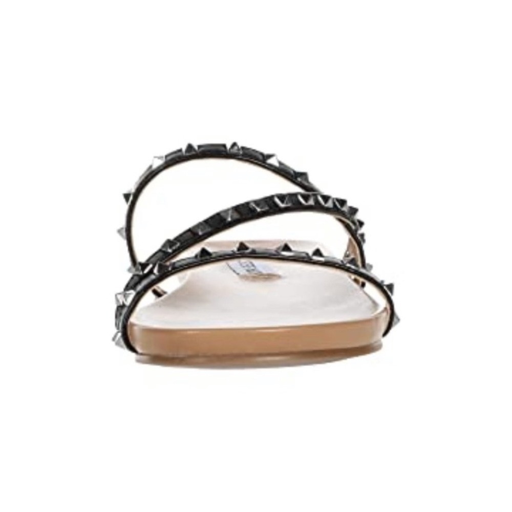 Steve Madden| Black and Tan stud sandals